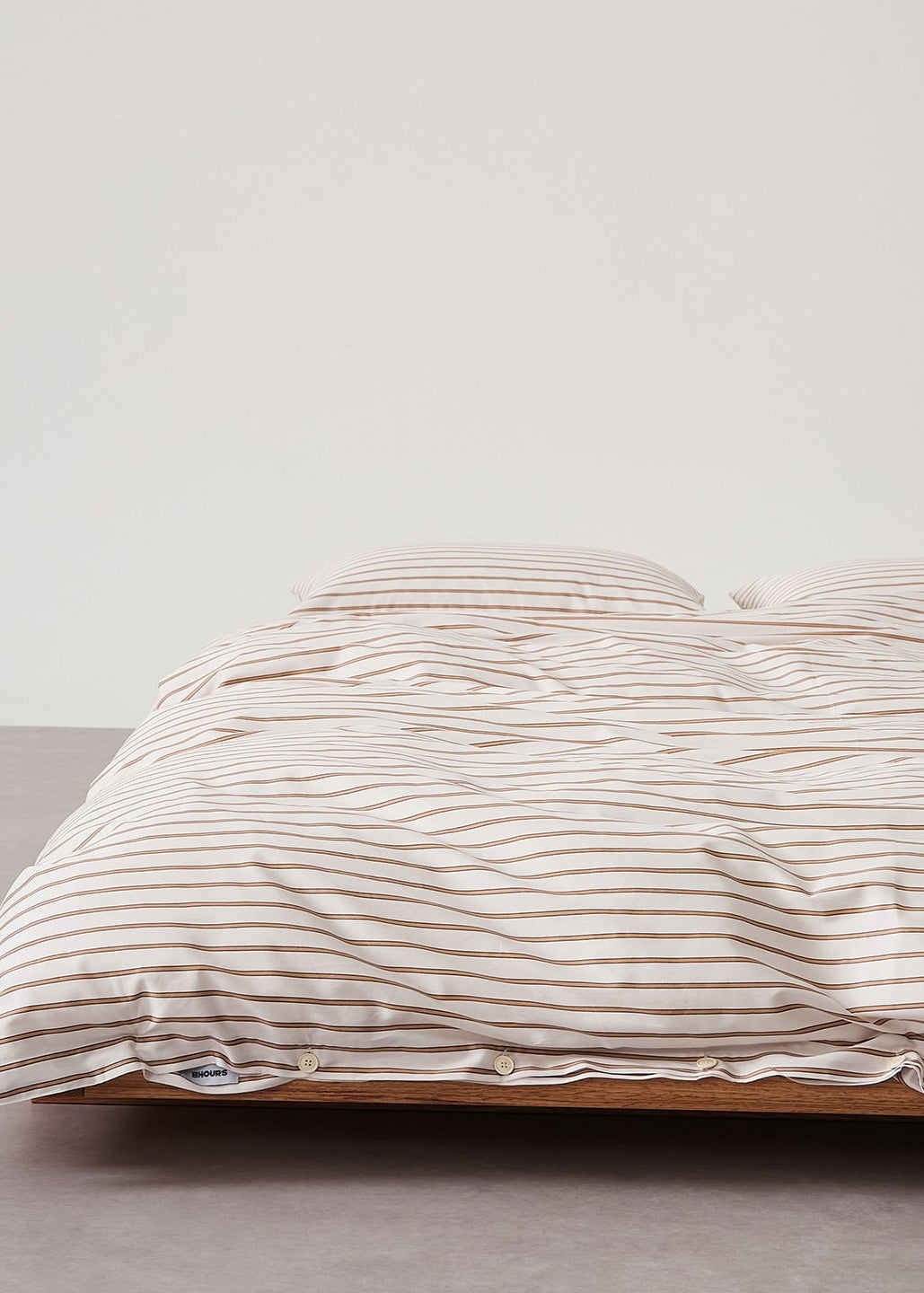 Henry Striped Buttoned Bedding Set / Blue