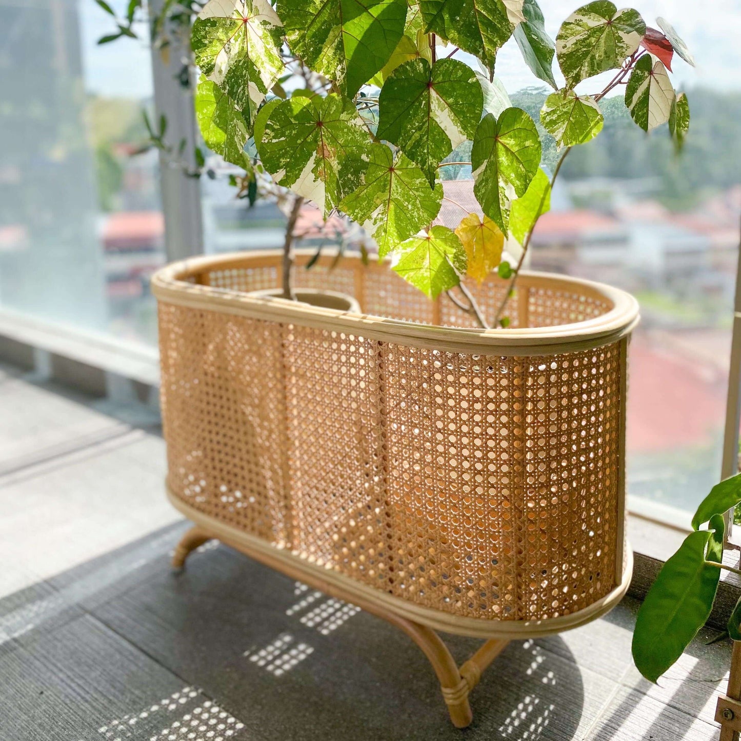 Isle Wicker Plant Stand